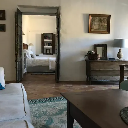 House La France -ramparts & Riverside لاجراس